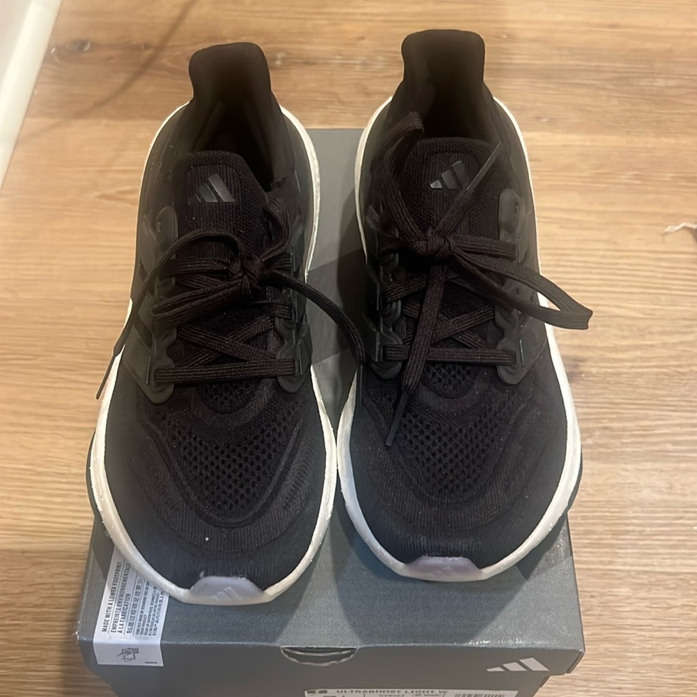 Adidas ultraboost light